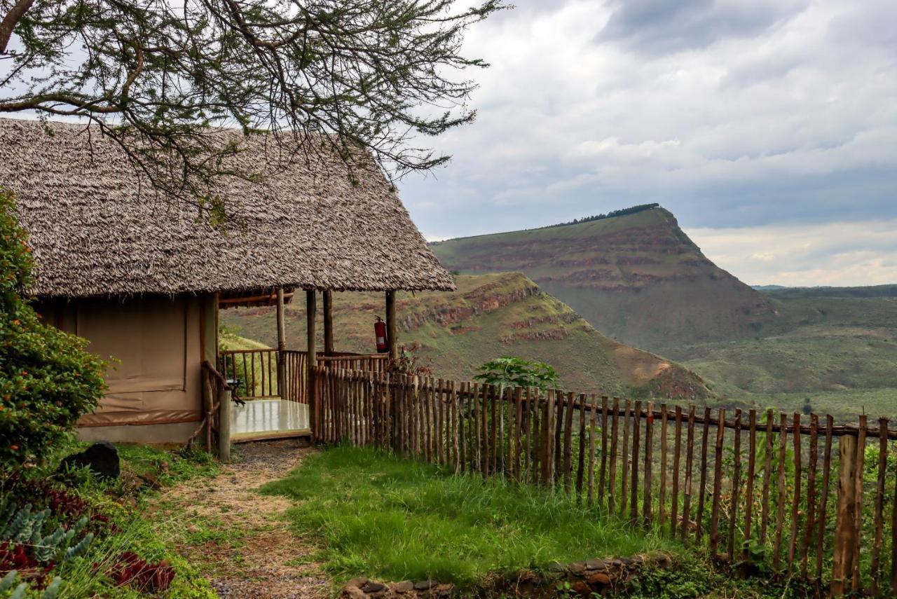 Maili Saba Camp Villa Nakuru Bagian luar foto