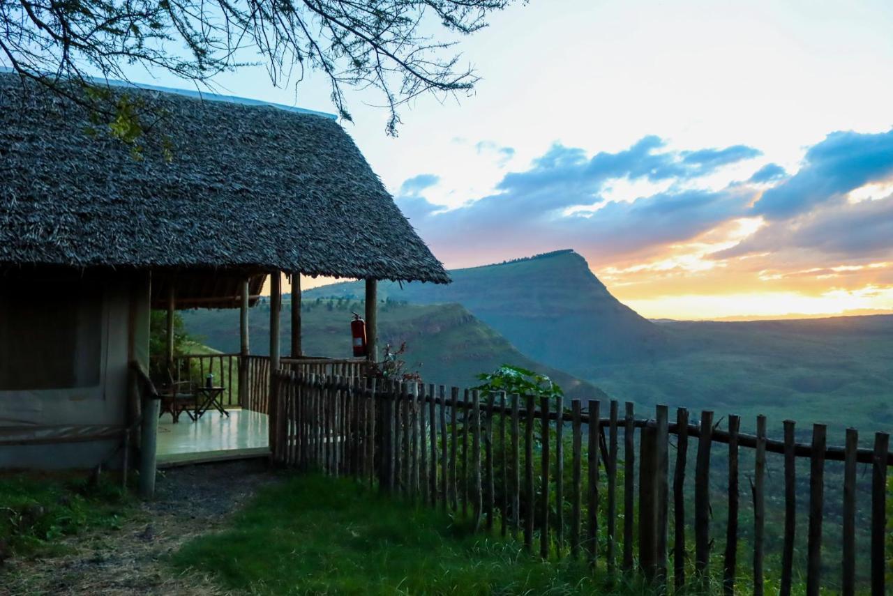 Maili Saba Camp Villa Nakuru Bagian luar foto