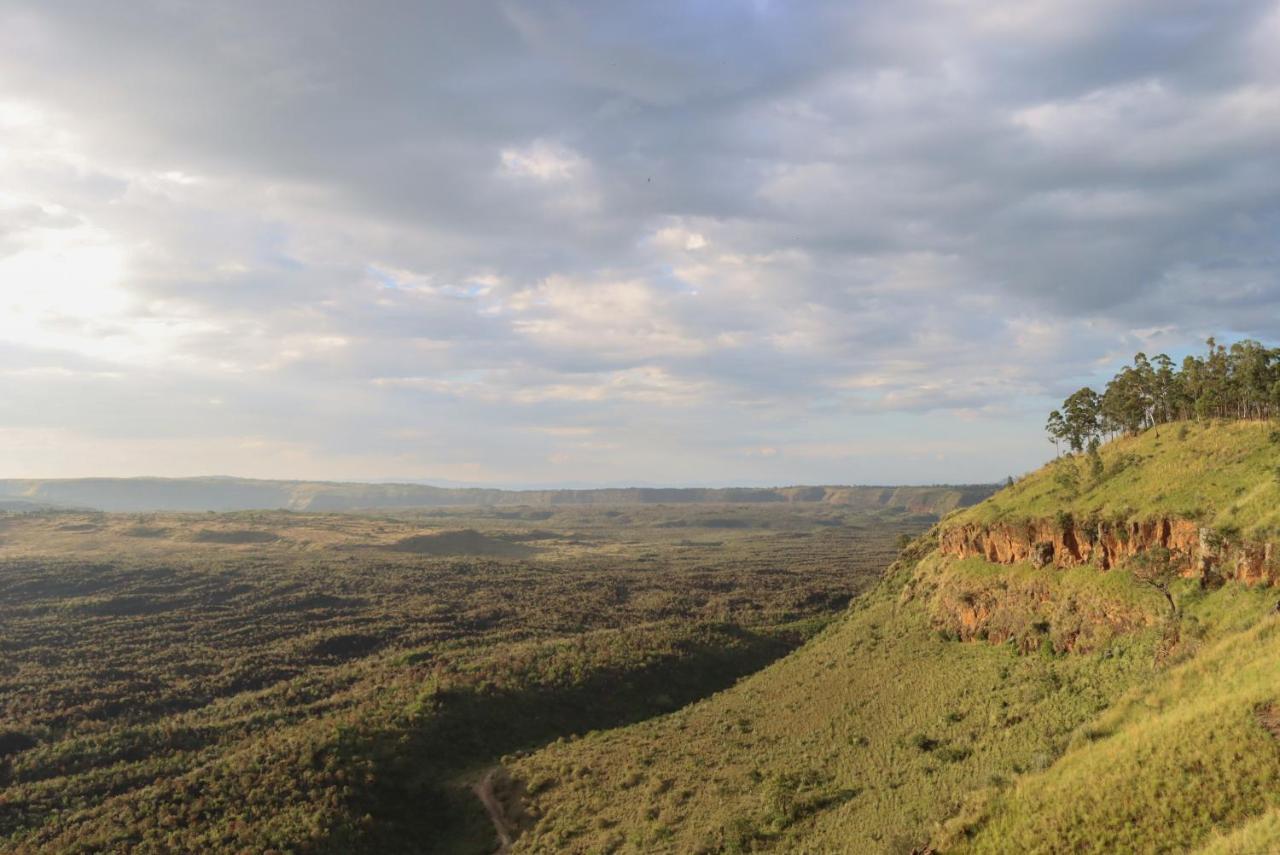 Maili Saba Camp Villa Nakuru Bagian luar foto