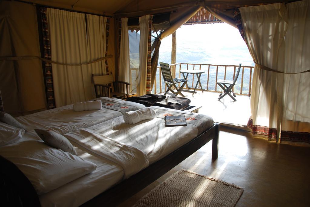 Maili Saba Camp Villa Nakuru Bagian luar foto