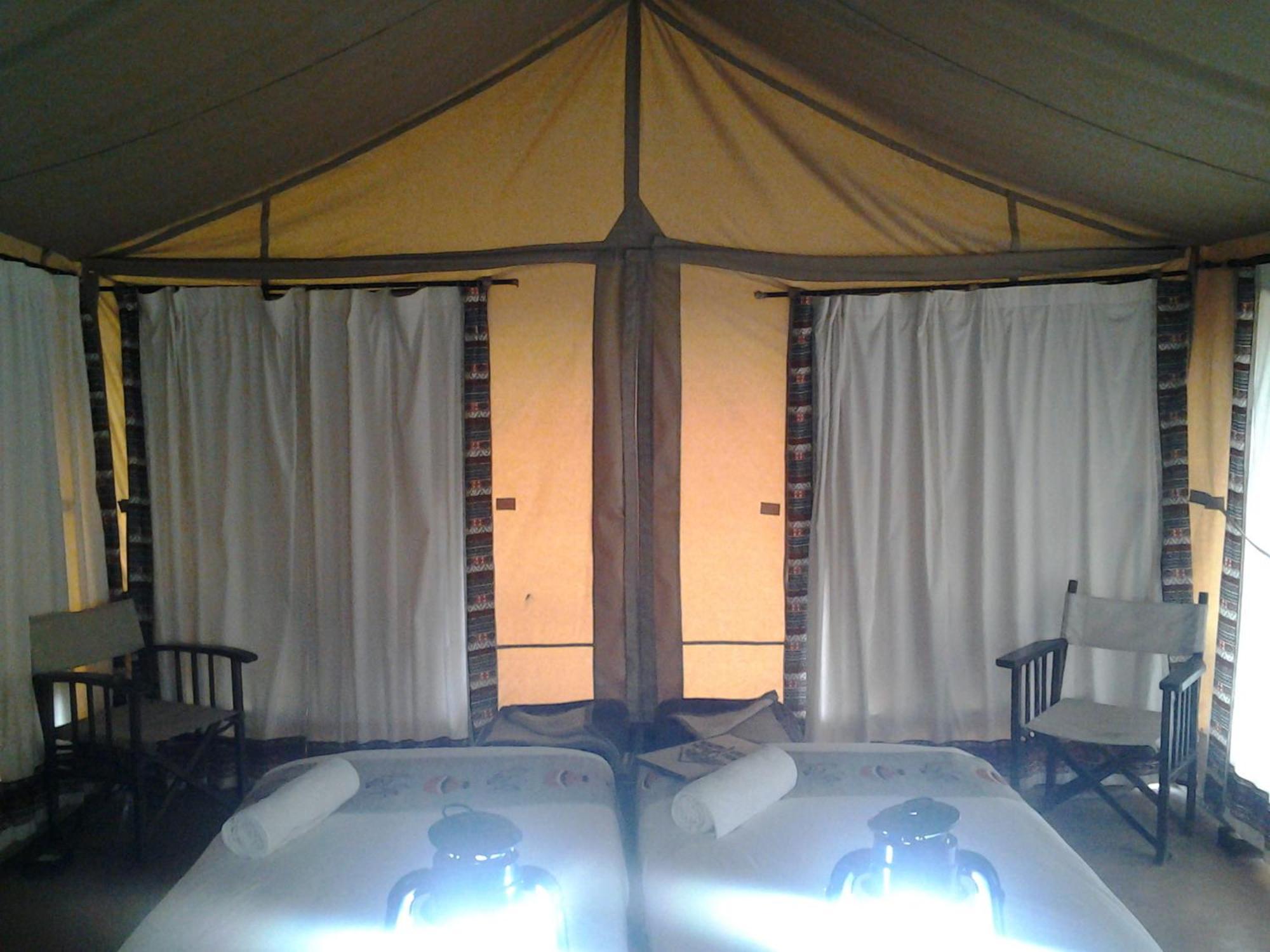 Maili Saba Camp Villa Nakuru Ruang foto