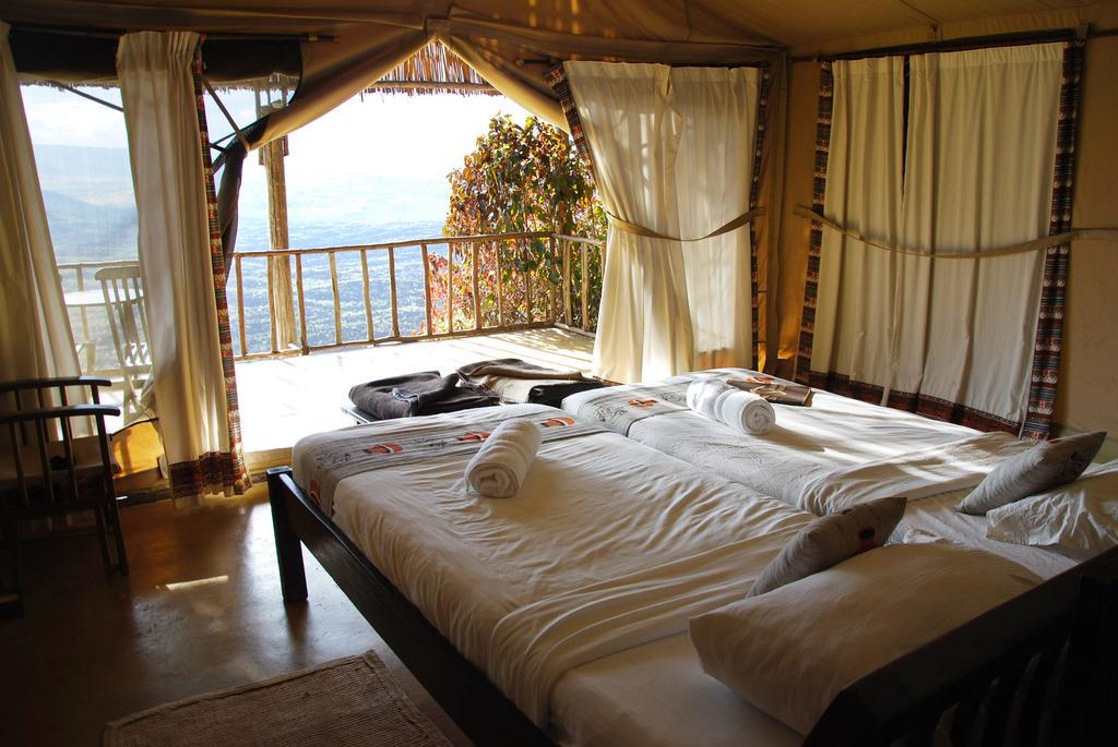 Maili Saba Camp Villa Nakuru Bagian luar foto