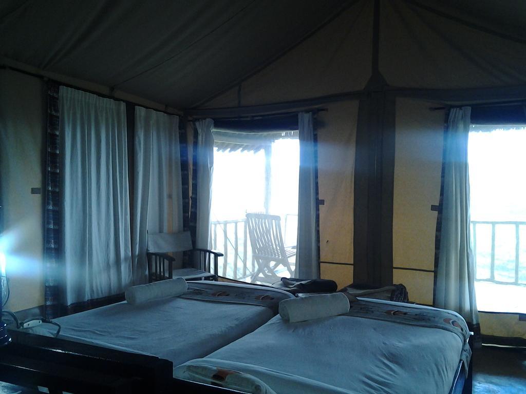 Maili Saba Camp Villa Nakuru Ruang foto